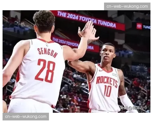火箭客场105-101险胜黄蜂 杜兰特35分8篮板率队复仇